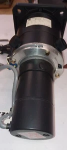 Yaskawa Electric/ Minertia Motor TFUE-1 Servo Motor RM Series + ENCODER - Picture 1 of 11