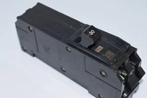 2 Stück Square D 184-03 191-04 30 Ampere Leitungsschutzschalter  - Bild 1 von 11