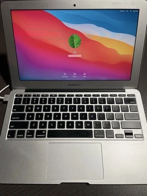 Apple MacBook Air A1465 11.6" (2014) - Image 1 of 4