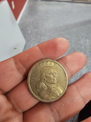 2000 Sacagawea Native American P or D $1 Dollar Coin Uncirculated USA Mint - Image 1 of 2