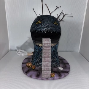 Hawthorne Village Disney Nightmare Before Christmas Lizard House - Picture 1 of 13