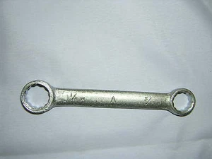 Short Ring Spanner. 1/4W x 3/16W.New,.(bin st 10 - Picture 1 of 1