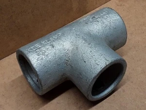 KEE KLAMP 25-7 T-Stück mit drei Sockeln passend für 42,4 mm Rohr - Bild 1 von 2