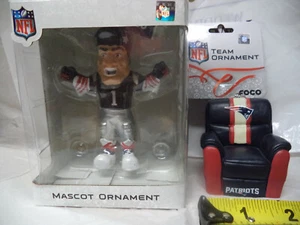NEW ENGLAND PATRIOTS RECLINING CHAIR FOCO CHRISTMASS ORNAMENT & MASCOT ORNAMENT - Picture 1 of 4
