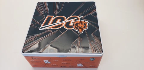 CHICAGO BEARS  ANNIVERSARY TIN 100 YEARS (3)BOBBLEHEADS - HALAS 7  MACK 52 GRANG Cover