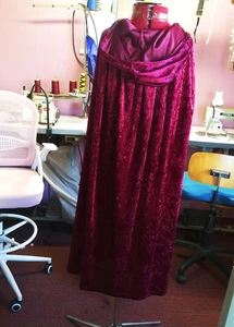 midi length wine coloured crushed velvet cloak with hood (p102) - Picture 1 of 4