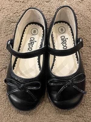 Circo Infant Girls Black dress shoe size 8 - Image 1 of 4