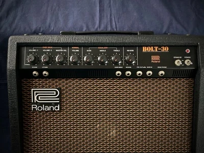 Roland BOLT-30  The Phantom Tube Amplifier 1979 Model 500 x 470 x 280mm 16kg  - Image 1 of 4