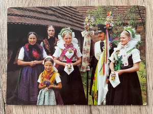 Ansichtskarte, DDR, Sorbische Trachten aus der Gegend um Senftenberg, ungelaufen - Bild 1 von 2
