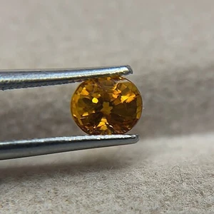 0.56 Ct OVAL SHAPE 100% NATURAL ORANGE SAPPHIRE SRI LANKA !! - Picture 1 of 2