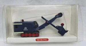 Wiking 8970337 Menck Bagger dunkelblau Hamburg Altona Baustellenfahrzeug #R5 - Bild 1 von 9