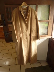 Vintage Marvin Richards 100% Camel Hair Coat Ladies SIZE UK 18-20 US  16W  luxe - Picture 1 of 13