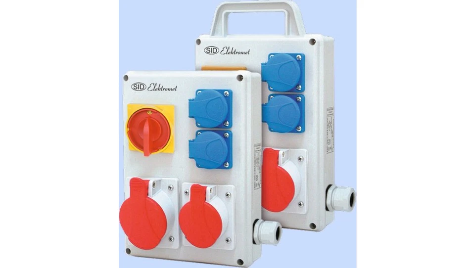 Portable construction switchgear 1x32A 5P 400V, 1x16A 5P 400V, 2x16A 3P 2 /T2UK - Image 1 of 1