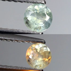 0.34 ct Phenomenal Round Cut (4 x 4 mm) Green Un-Heated Alexandrite Gemstone - Picture 1 of 3