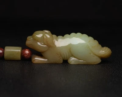 Pingente escultura artesanal de jade hetiana branca nefrita pixiu besta mítica - Imagem 1 de 4
