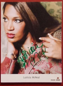 Lutricia McNeal 1973- US soul pop singer autograph signed 4"x6" photo - Picture 1 of 1
