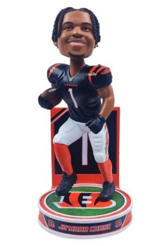 Ja'Marr Chase (Cincinnati Bengals) 2023 Hero Series NFL Bobblehead by FOCO Cover