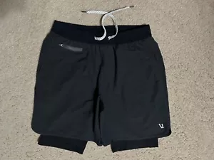 VUORI Banks Shorts Men Size SMALL Athletic Shorts w/ LINING LINER Drawstrings 8' - Picture 1 of 11