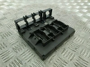 Unidad de control de confort VW PASSAT variante B7 365 1.6 TDI 3 AA937087 - Imagen 1 de 5