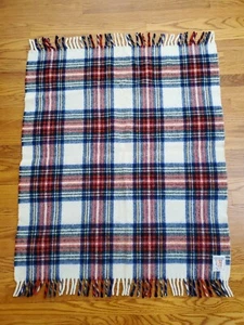 Vintage CURVON Crown NO. 1 BABY PRAM BLANKET 100% Wool Plaid Fringe - Picture 1 of 8