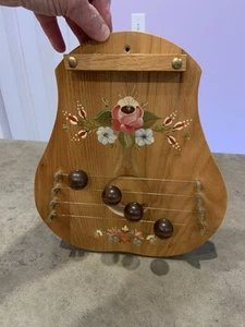 Vintage Vermont Door Harp Original By Helmi So Beautiful! - Picture 1 of 9