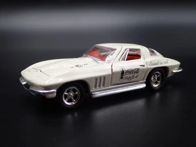 1966 66 Chevy Chevrolet Corvette 427 Coca Cola 1:64 Scala Modellino Auto - Immagine 1 di 4