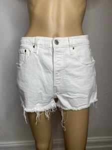 Levis 501 Jean Shorts Women’s Size 30 Cut-Off Raw Hem High Rise Button Fly White - Picture 1 of 13