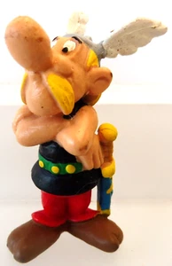 STATUETTE SUJET FIGURINE ASTERIX UDERZO GOSCINNY 1994 M. D. TOYS 6 cm de H - Picture 1 of 1