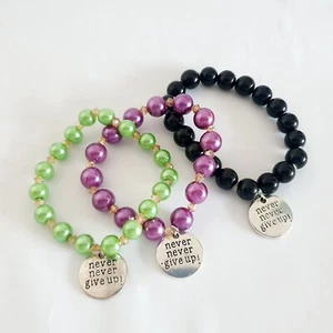 Perlen Armband Charm Bracelet NEVER GIVE UP Power Motivation Unisex Geschenke - Bild 1 von 3
