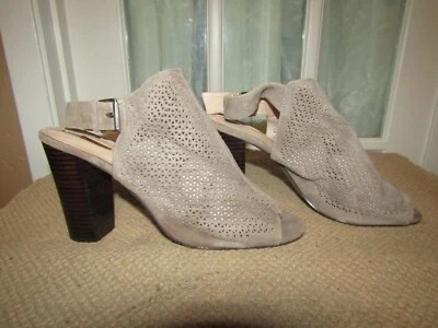 Tahari Women's Tan Suede  Open Toe Sandals Ankle Straps Size 10 - Image 1 of 4