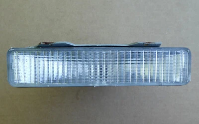 80 81 82 83 84 85 - 90 OLDSMOBILE DELTA 88 98 CRUISER Turn Signal Light Lamp LH - Image 1 of 4