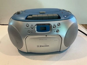 Emerson Boombox CD Cassette Radio FM Player Stereo Blue PD6517BL Works Portable - Picture 1 of 9