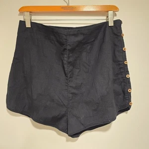 Free People Shorts Button Up Side High Waisted Black Medium Boho Hippie Hot Pant - Picture 1 of 8