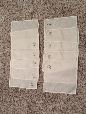 Lote de 10 servilletas/pañuelos de té de lino vintage bordados con hojas verdes Foto 1 de 4