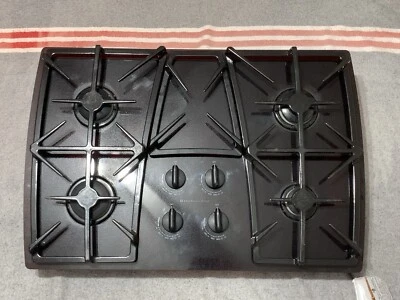 Kitchenaid kgcc505hbl04 30” Superficie de vidrio de gas usada forma 4 quemadores negro Foto 1 de 4