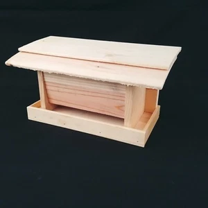 Handgefertigtes Vogelfutterhaus Kiefer unvollendet eine Seite abnehmbare Oberseite Handarbeit Samen - Bild 1 von 7