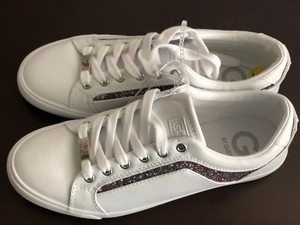 guess tennis shoes glitter