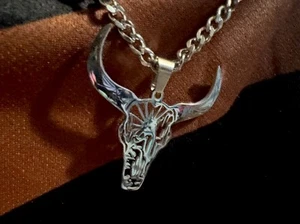 Silver stainless steel Bull Taurus Desert Horned Open work necklace - Picture 1 of 9