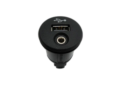 USB CHAT Aux Douille Connexion pour Nissan Juke F15 15-18 50TKM!! - Photo 1/4