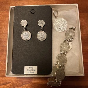 Juego de calendario azteca de plata de ley | Pulsera colgante y pendientes | 28,87 gms - Imagen 1 de 8