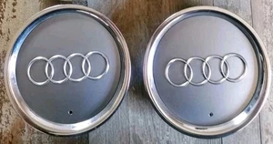 1 Stück von 2 Stück Original Audi Alufelgen Nabendeckel 8 L 0 601 165 D Kappen - Picture 1 of 5