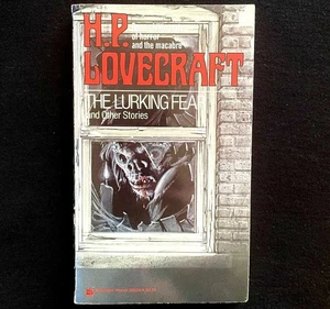 H.P. Lovecraft - The Lurking Fear - Del Rey Books 1982 Vintage Horror Paperback - Picture 1 of 4
