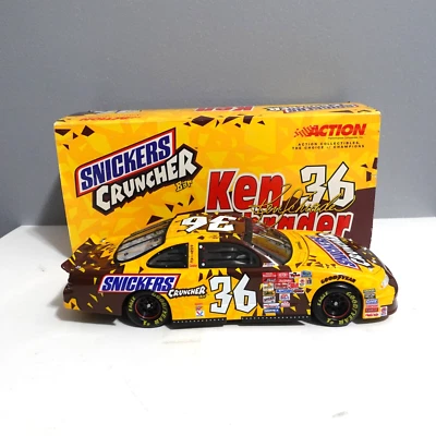 Action Dicast 2001 Grand Prix Ken Schrader Snickers Cruncher 1/24 Scale - Image 1 of 4