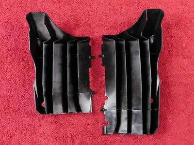 NEW! OEM L&R Radiator Rock Guards 19-20 CRF450R Grille Cover 2022 CRF450RS - image 1 of 4