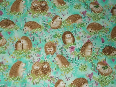 BTY Pincel HEDGEHOG VILLAGE Estampado Turquesa 100% Algodón Edredón Tela por Yarda Foto 1 de 3