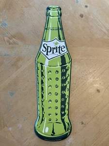Letrero grande de metal en relieve botella recortada SPRITE SODA - 22" x 6" Coca-Cola - ver fotos - Imagen 1 de 8