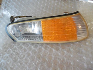 1995 1996 1997 Lincoln Continental Right Marker Signal Turn Light OEM USED - Picture 1 of 16