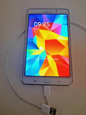 Samsung Galaxy Tab 4  SM-T230 8GB, WLAN, 17,8 cm Bluetooth 4.0 ( kaum benutzt ) - Bild 1 von 4