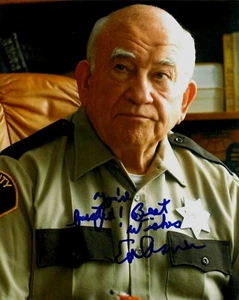 ED ASNER SIGNED PHOTO 8X10 COLOR "LOU GRANT FAME" PROOF! LEGEND! INSCRIBED! L@@K - Picture 1 of 1