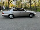 Lexus: LS 1993 Lexus LS400 in pristine like new condition